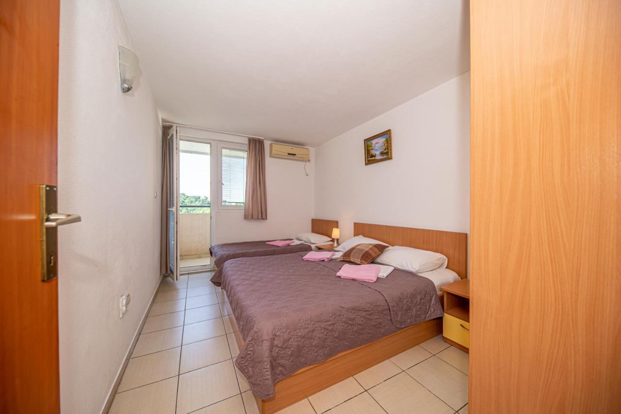 Apartment Knezevic Petrovac Exterior photo