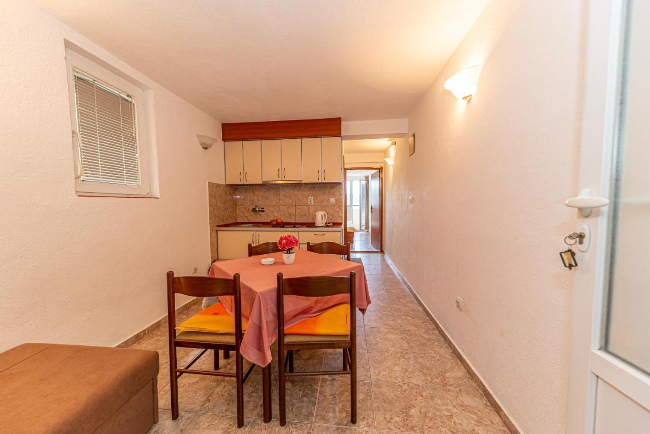 Apartment Knezevic Petrovac Exterior photo