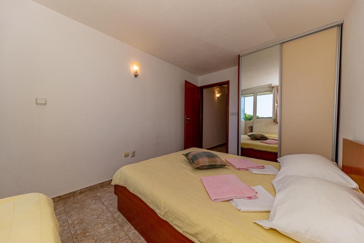 Apartment Knezevic Petrovac Exterior photo