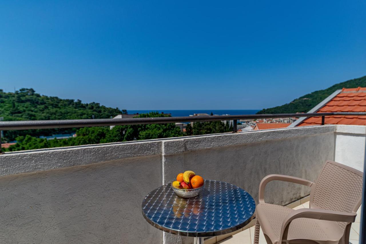 Apartment Knezevic Petrovac Exterior photo