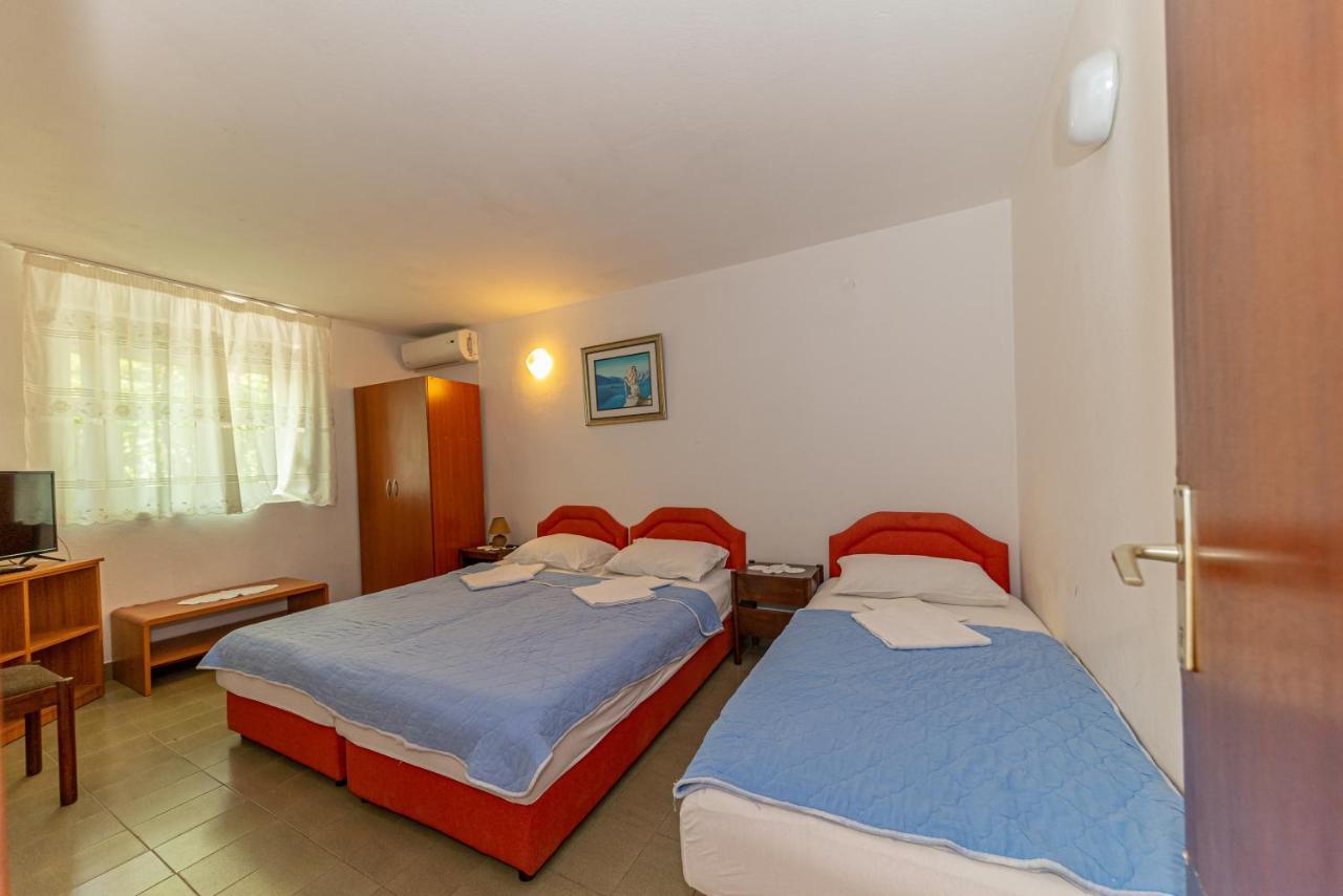 Apartment Knezevic Petrovac Exterior photo