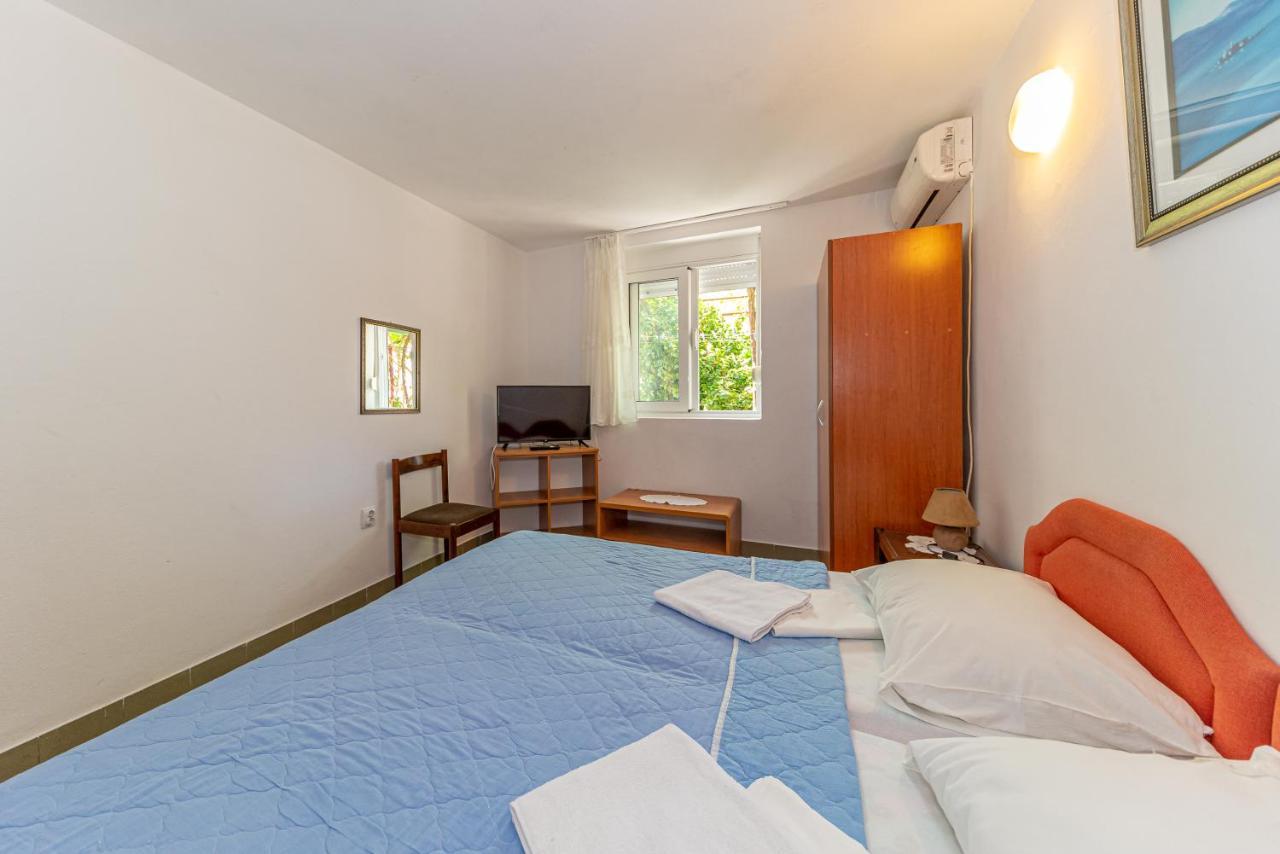 Apartment Knezevic Petrovac Exterior photo